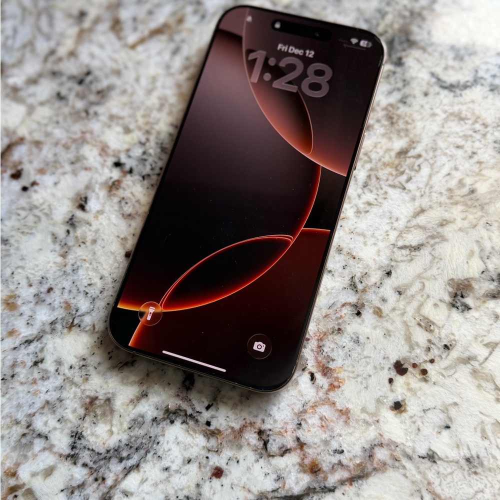 IPHONE 16 PRO MAX